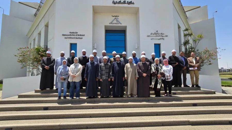 أئمة الأوقاف في زيارة لفرع مكتبة الإسكندرية في القرية الذكية