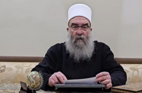 أبرز القادة الروحيين الدروز في سوريا يطالب بتدخل “قوات دولية لحفظ السلم”