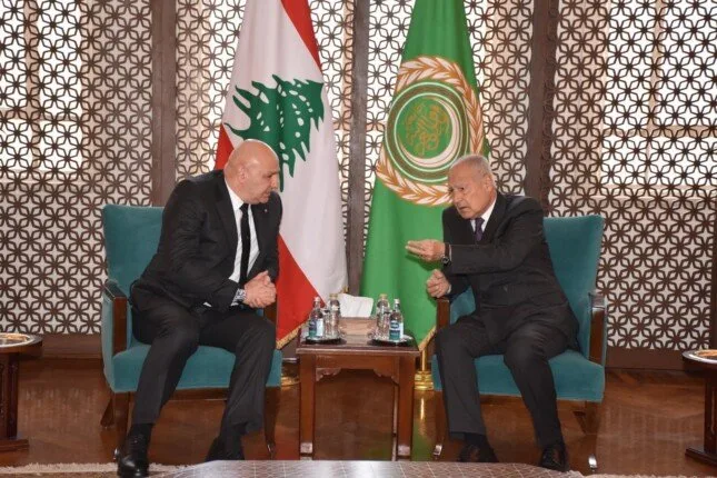 أبو الغيط يستقبل الرئيس اللبناني في مقر جامعة الدول العربية أبو الغيط يستقبل الرئيس اللبناني في مقر جامعة الدول العربية
