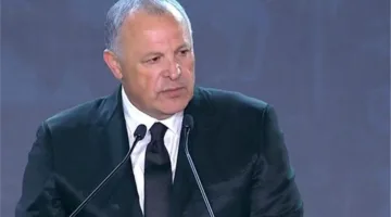 أبو ريدة يبعث بتوجيهات للاعبي منتخب شباب مصر بعد الوصول إلى نصف نهائي أمم إفريقيا وكأس العالم.