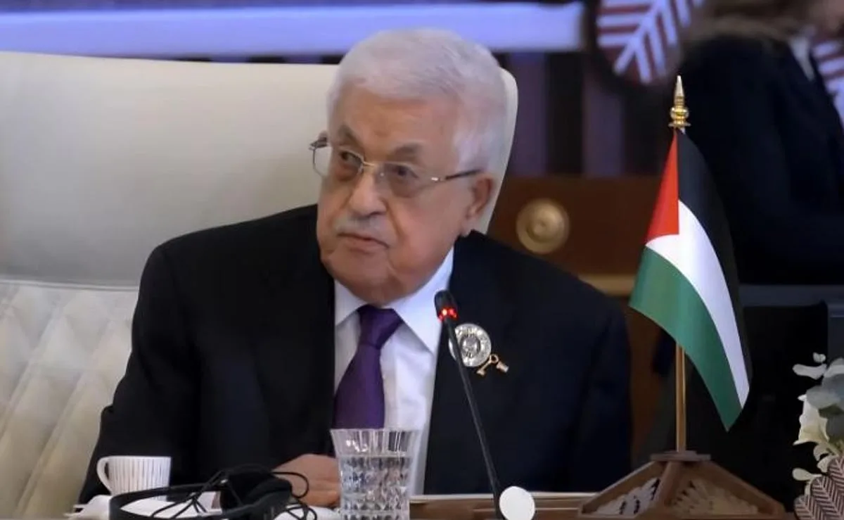 «أبو مازن» يشيد بمساهمة المملكة في تعزيز الدعم الدولي لإنشاء دولة فلسطينية مستقلة «أبو مازن» يشيد بمساهمة المملكة في تعزيز الدعم الدولي لإنشاء دولة فلسطينية مستقلة
