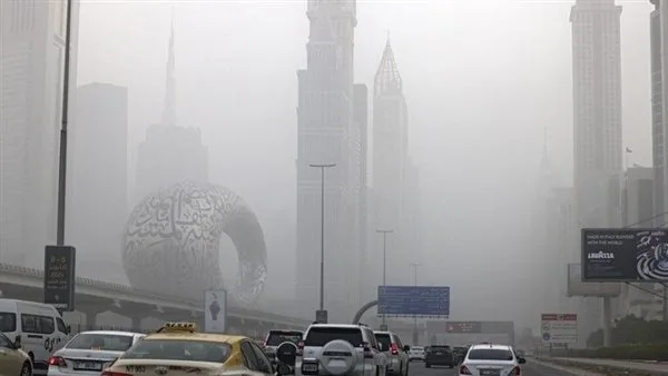 أجواء مغبرة وانخفاض fدرجات الحرارة في الإمارات اليوم