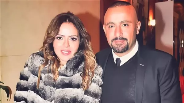 أحمد السقا ومها الصغير يعلنون انفصالهما بعد 26 عاماً من الزواج: كنت متفاجئة بالقرار مثل الجميع أحمد السقا ومها الصغير يعلنون انفصالهما بعد 26 عاماً من الزواج: كنت متفاجئة بالقرار مثل الجميع