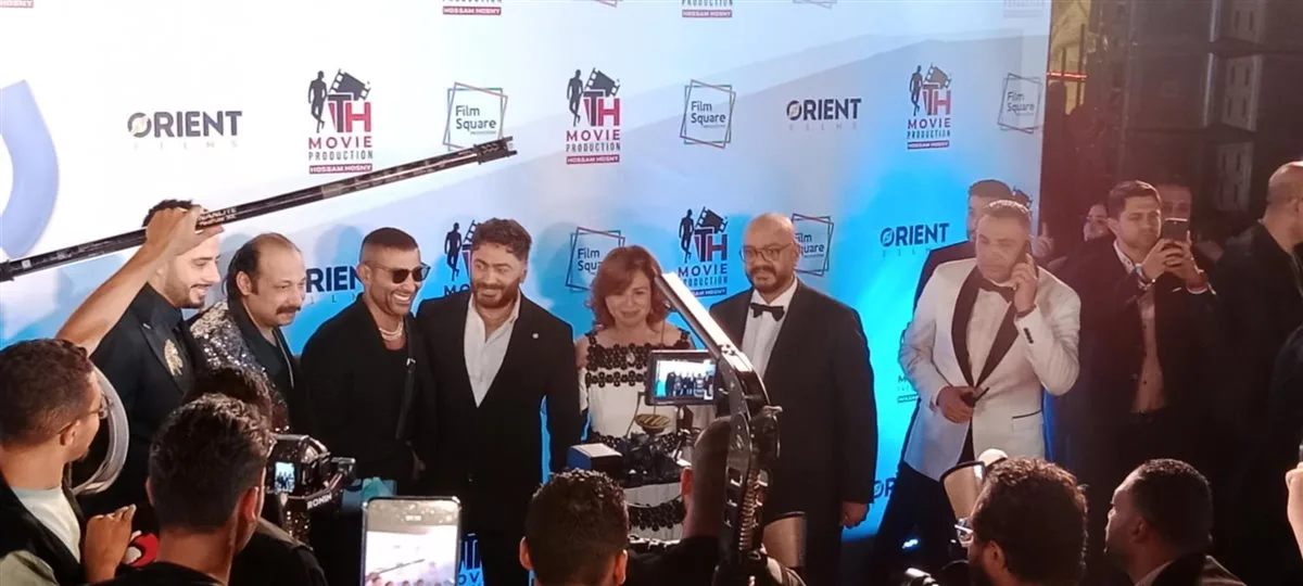 أحمد سعد وإلهام شاهين مع تامر حسني في العرض الأول لفيلم “ريستارت” (صور) أحمد سعد وإلهام شاهين مع تامر حسني في العرض الأول لفيلم “ريستارت” (صور)