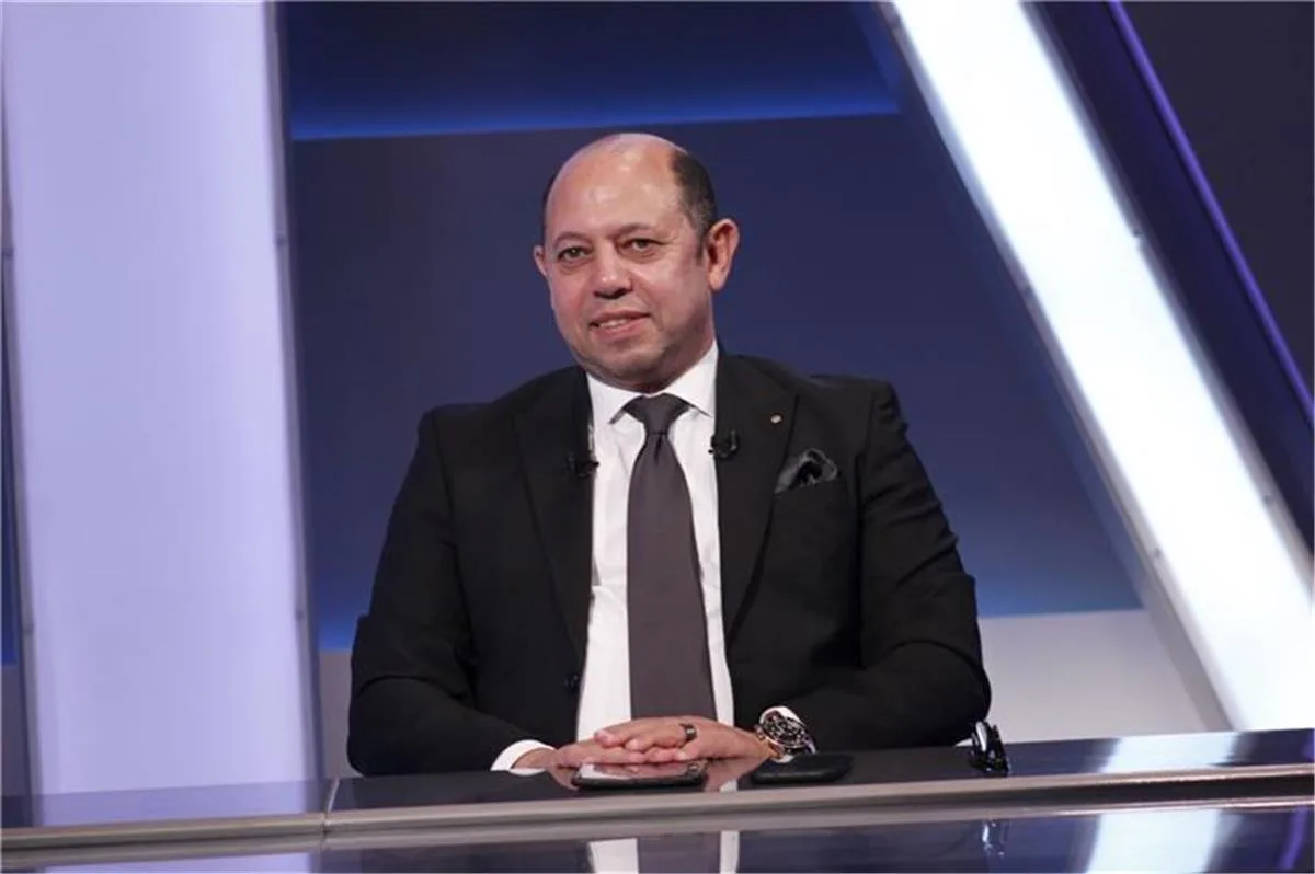 أحمد سليمان يشرح سبب خطأ محمد عواد في مواجهة الزمالك وبيراميدز، وموقف أيمن الرمادي. أحمد سليمان يشرح سبب خطأ محمد عواد في مواجهة الزمالك وبيراميدز، وموقف أيمن الرمادي.