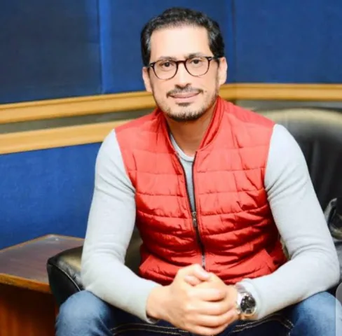 أحمد عيد يعود إلى عالم الكوميديا السوداء في “الشيطان ماكر” برفقة زينة ومحمود حميدة