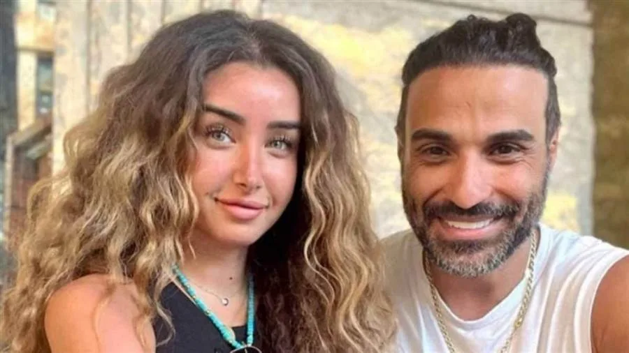أحمد فهمي يوضح حقيقة الفيديو مع هنا الزاهد ويؤكد: "نُشر بالخطأ"