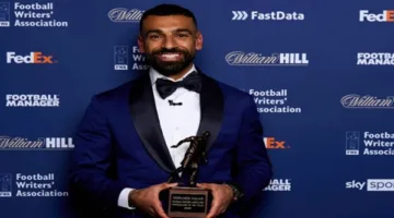 أحمد موسى يقدم التهاني لمحمد صلاح بمناسبة فوزه بجائزة أفضل لاعب في الدوري الإنجليزي
