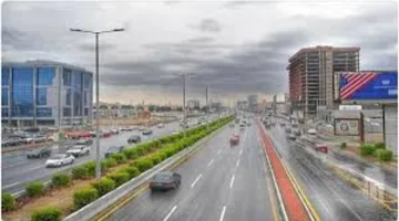أحوال الطقس يوم الإثنين: سحب رعدية وهطول أمطار مع رياح قوية في عدة مناطق.
