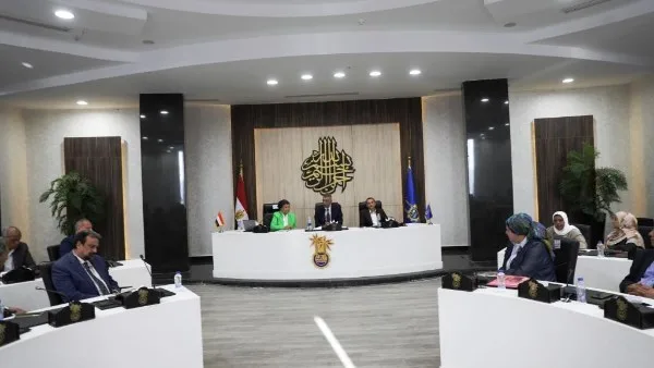 أخبار أسوان: اجتماع للسكان و13مجزرًا لذبـــ..ـح الأضاحي وجهود بالجامعة.. ومهرجان أفلام المرأة يختتم فعالياته اليوم