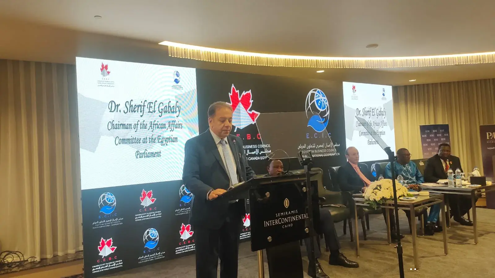 أدارها شريف الجبلي.. مجلس الأعمال المصري الكندي يقيم ندوة حول فرص تنمية العلاقات الاقتصادية المصرية الأفريقية