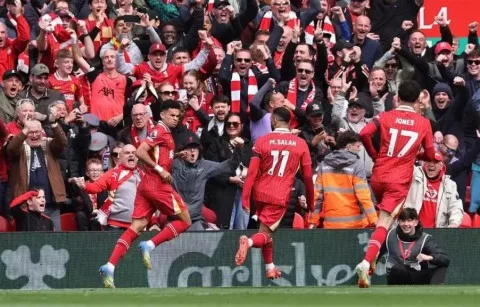 أرسنال يحصل على نقطة ثمينة أمام ليفربول في الدوري الإنجليزي أرسنال يحصل على نقطة ثمينة أمام ليفربول في الدوري الإنجليزي