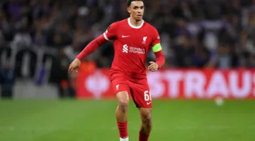 أرنولد يعلن رحيله عن ليفربول نهاية الموسم الجاري