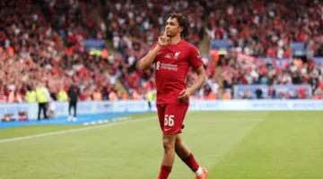 أرني سلوت يلفت أنظار جماهير ريال مدريد بتصريح مثير حول أرنولد