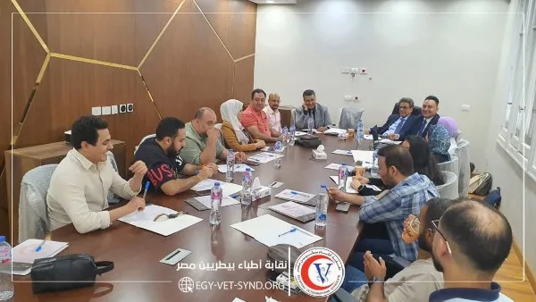 أزمة بسبب رخص الكلاب .. والبيطريين تحذر من التطاول على أعضائها
