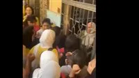 أسباب تجمع طالبات مدرسة إنصاف سري الثانوية للبنات.. توضيح مهم من وزارة التعليم