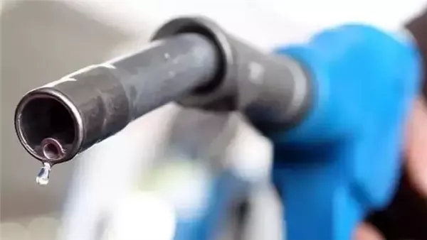 أسعار البنزين والسولار في محطات الوقود اليوم 10 مايو 2025: أحدث التغييرات