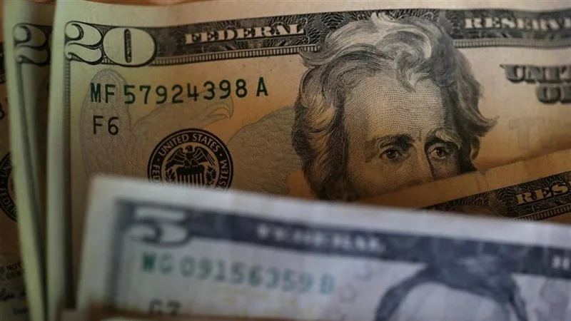 أسعار الدولار اليوم الإثنين 12 مايو مقابل العملة المصرية.