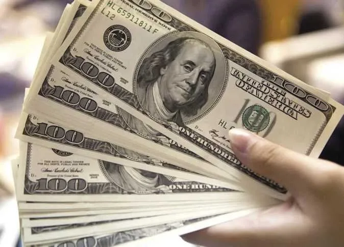 أسعار الدولار مقابل الجنيه اليوم.. يسجل 50.57 جنيه أسعار الدولار مقابل الجنيه اليوم.. يسجل 50.57 جنيه