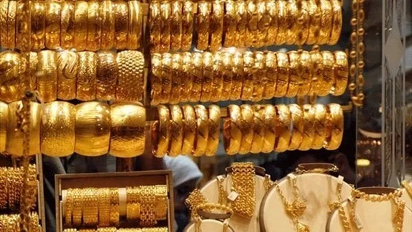 أسعار الذهب الحالية في متاجر المجوهرات: تحديث مباشر للأسعار عند الصاغة