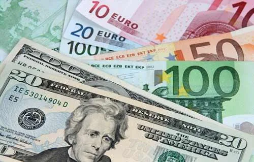 أسعار صرف العملات الأوروبية والآسيوية خلال التعاملات المسائية