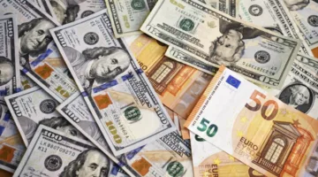 أسعار صرف العملات اليوم: الدينار الأردني بــ 70.55 جنيهًا.