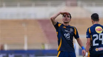 أشرف بن شرقي: مشاعري لا توصف.. ونعتذر عن خسارة دوري أبطال إفريقيا