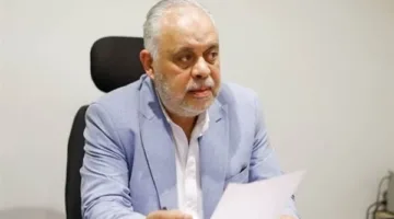 أشرف زكي يوضح لـ”الدستور” الحقيقة وراء إلغاء تصريح عمل آية سماحة