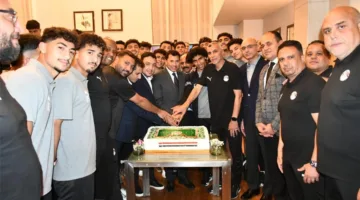 أشرف صبحي يساند منتخب مصر للشباب قبل مباراته مع المغرب في كأس أمم إفريقيا