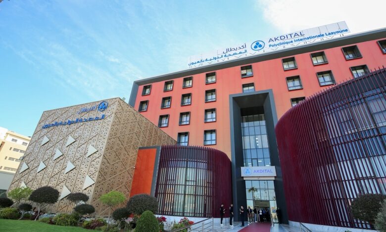 أكديطال تفتتح المصحة الدولية بالعيون وتُدخل الجراحة الروبوتية لأول مرة في الجهات الجنوبية