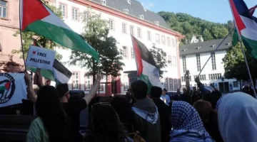ألمانيا توقف ترحيل 4 محتجين دعمًا لغزة، بينهم أمريكي