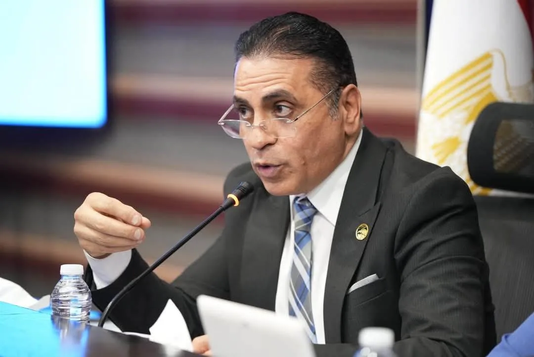 أمانة “العمال المركزية” بحزب مستقبل وطن تقيم لقاء تعريفي عن قانون العمل الجديد أمانة “العمال المركزية” بحزب مستقبل وطن تقيم لقاء تعريفي عن قانون العمل الجديد