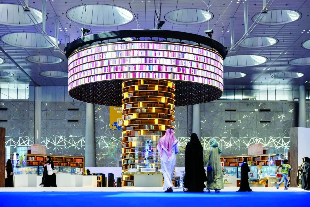 أمسية تحت عنوان “عندما يتجلى الشعر مرتين” ضمن نشاطات معرض الدوحة الدولي للكتاب أمسية تحت عنوان “عندما يتجلى الشعر مرتين” ضمن نشاطات معرض الدوحة الدولي للكتاب