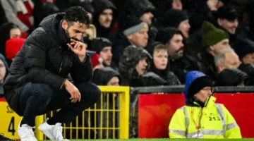 أموريم يدعو مشجعي مانشستر يونايتد إلى التمسك بالأمل في المستقبل