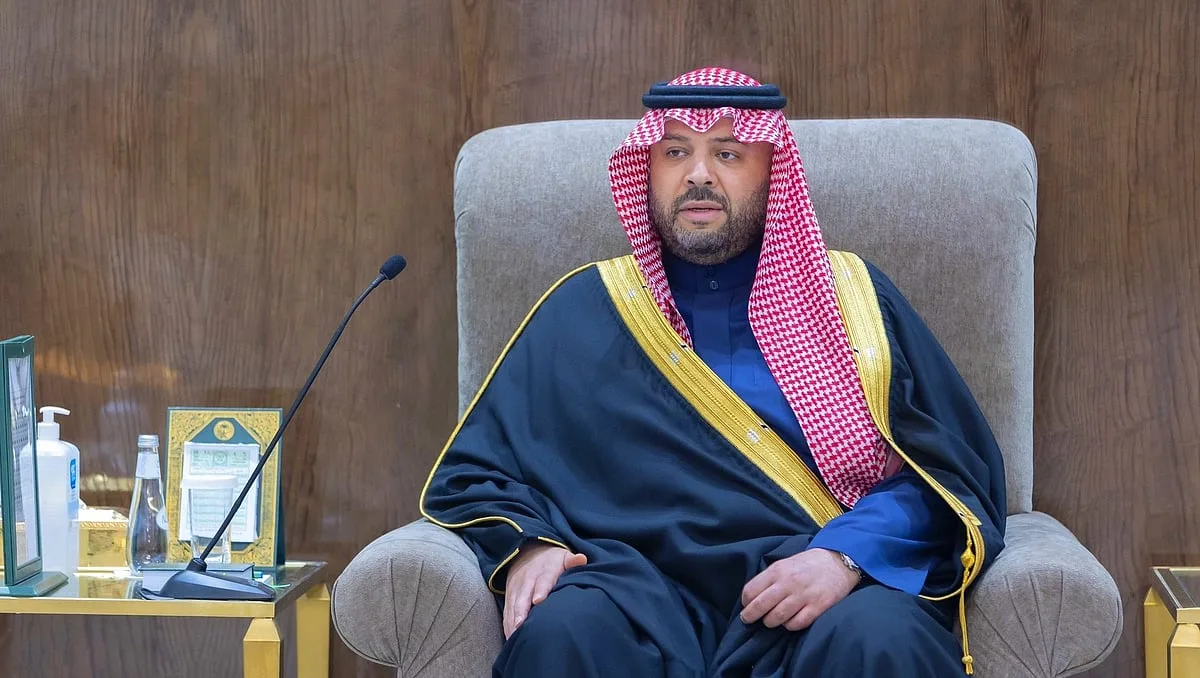 أمير الحدود الشمالية يشرف على حفل تخرج 220 طالبًا وطالبة من كلية الشمال للتمريض أمير الحدود الشمالية يشرف على حفل تخرج 220 طالبًا وطالبة من كلية الشمال للتمريض