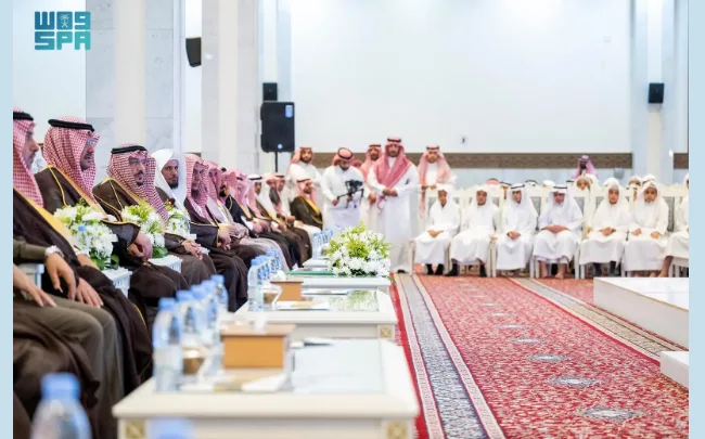 أمير القصيم يفتح حفل تكريم المتفوقين في برنامج “براعم القرآن” أمير القصيم يفتح حفل تكريم المتفوقين في برنامج “براعم القرآن”