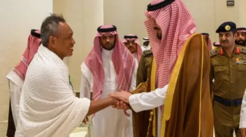 أمير المدينة المنورة يتفقد ميقات ذي الحليفة ويطلع على تقدم المرحلة الأولى من مشروع تطوير وتأهيل المسجد.