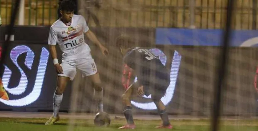 أمير هشام: مشكلة جديدة في الزمالك نتيجة الإصابة المتكررة لأحمد الجفالي
