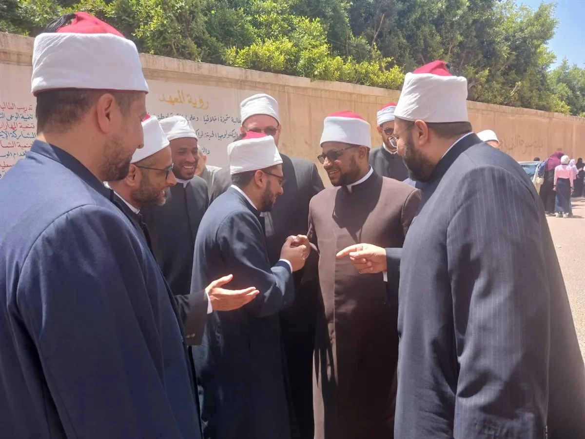 أمين الحوث الإسلامية يتفقد منطقة وعظ الإسكندرية ويثمِّن جهود وعاظ الأزهر وواعظاته