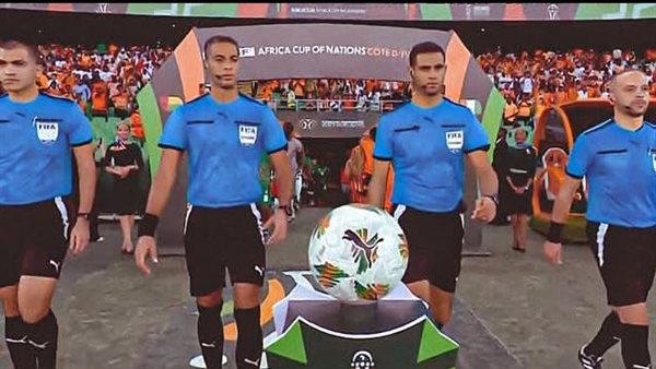 أمين عمر يدير مواجهة الزمالك والمصري في الجولة الثالثة من دوري Nile