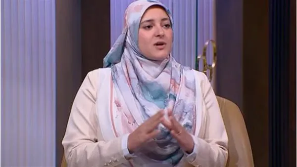 أمينة الفتوى: يجوز للمرأة الحائض أداء جميع مناسك الحج عدا الطواف أمينة الفتوى: يجوز للمرأة الحائض أداء جميع مناسك الحج عدا الطواف