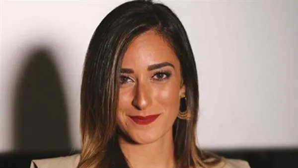 أمينة خليل توضح حقيقة شائعات ارتباطها بالمصور أحمد زعتر بعد ظهورهما معًا في مهرجان كان أمينة خليل توضح حقيقة شائعات ارتباطها بالمصور أحمد زعتر بعد ظهورهما معًا في مهرجان كان