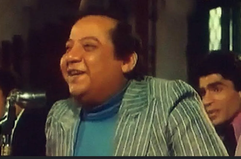 أنت رائدهم يا جورج” .. ملك الكوميديا الذي أصبح اسمه رمزًا في “ثلاثي أضواء المسرح أنت رائدهم يا جورج” .. ملك الكوميديا الذي أصبح اسمه رمزًا في “ثلاثي أضواء المسرح