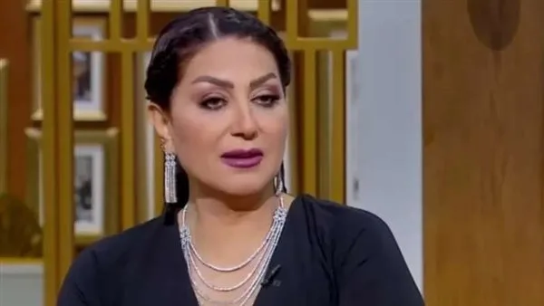 أنتم أعز هدية.. وفاء عامر تختار تقديم رسالة مميزة لجمهورها (فيديو) أنتم أعز هدية.. وفاء عامر تختار تقديم رسالة مميزة لجمهورها (فيديو)