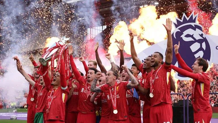 أهدافه تقود ليفربول نحو البطولة.. محمد صلاح هو روح الفريق النابضة أهدافه تقود ليفربول نحو البطولة.. محمد صلاح هو روح الفريق النابضة