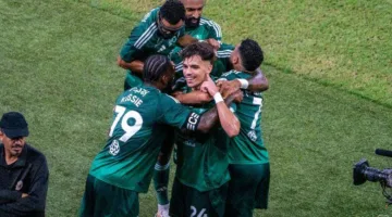 أهلي جدة يحقق انتصاراً بأربع أهداف على الخلود في شوط واحد بدوري روشن