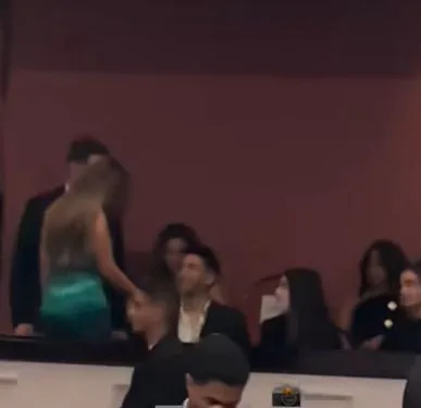 أول إطلالة لليلى زاهر وهشام جمال بعد عقد قرانهما أول إطلالة لليلى زاهر وهشام جمال بعد عقد قرانهما