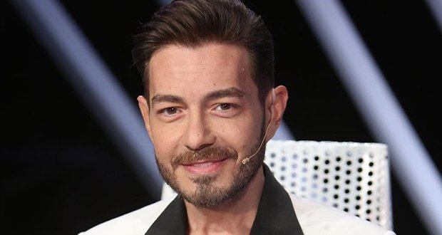أول تعليق لـ أحمد زاهر بعد تكريمه من مهرجان إبداع لشباب الجامعات