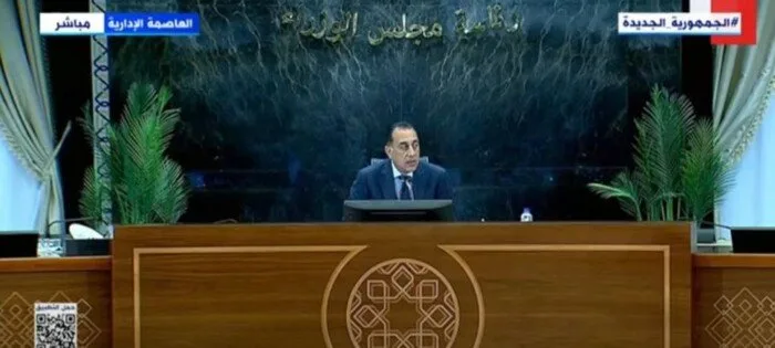 أول تعليق من رئيس الوزراء على «البنزين المغشوش»