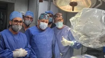 أول رد من كلية الطب بجامعة الأزهر في دمياط بعد إجراء عملية نادرة لطفل يبلغ ثلاث سنوات